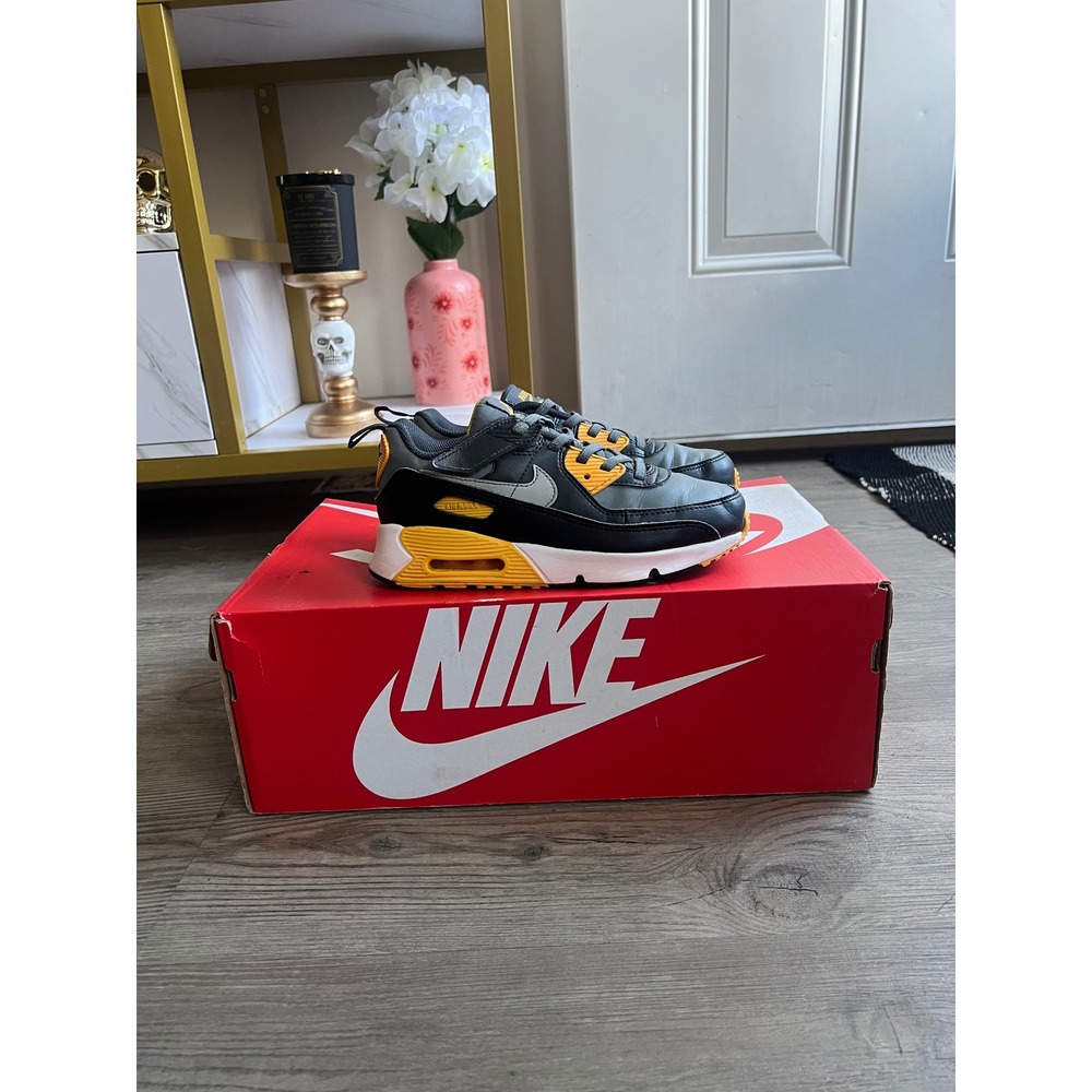 Nike Air Max 90 Youth EasyOn Smoke Grey Anthracite HF6357-004 Size 3Y